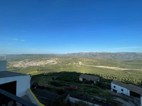 Casa Olmos, Iznatoraf
